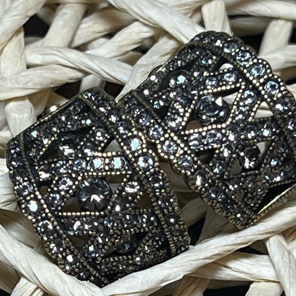HEIDI DAUS • CRYSTAL • CLIP ON EARRINGS - Picture 1 of 8